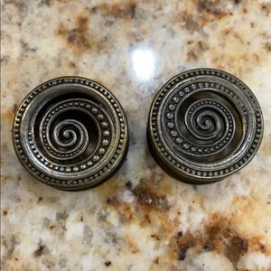 Brass style plugs/gauges